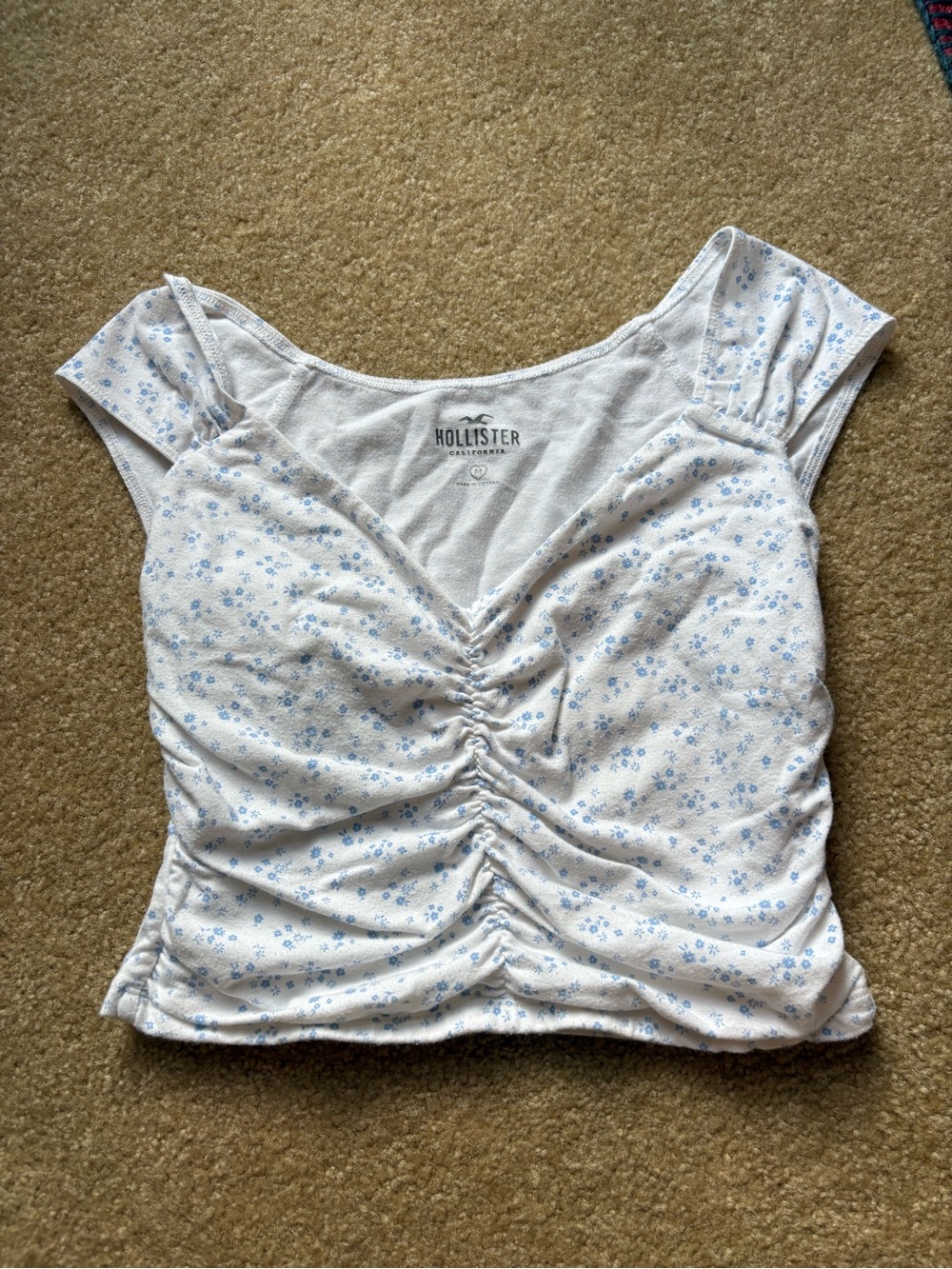 Hollister White Crop Top with Blue Floral Print and Ruched Front